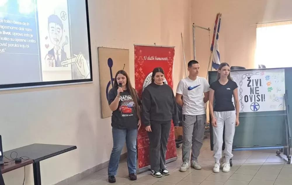 Djeca i mladi svojim kreativnim stvaralaštvom poručili: živi, ne ovisi!