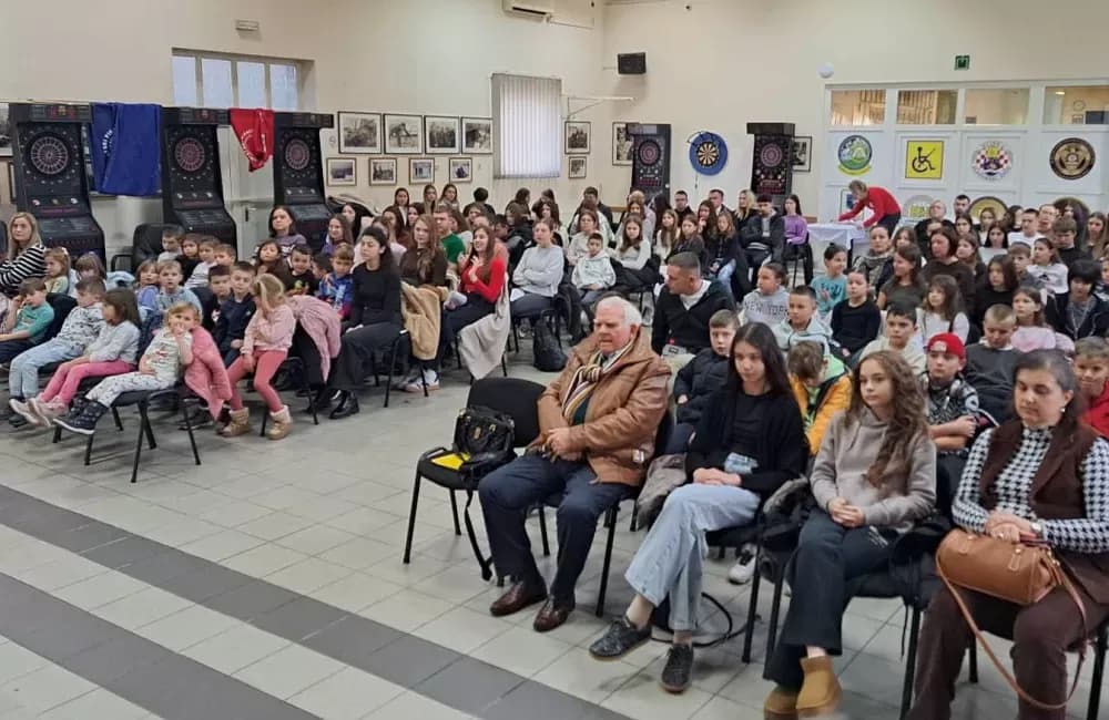 Djeca i mladi svojim kreativnim stvaralaštvom poručili: živi, ne ovisi!