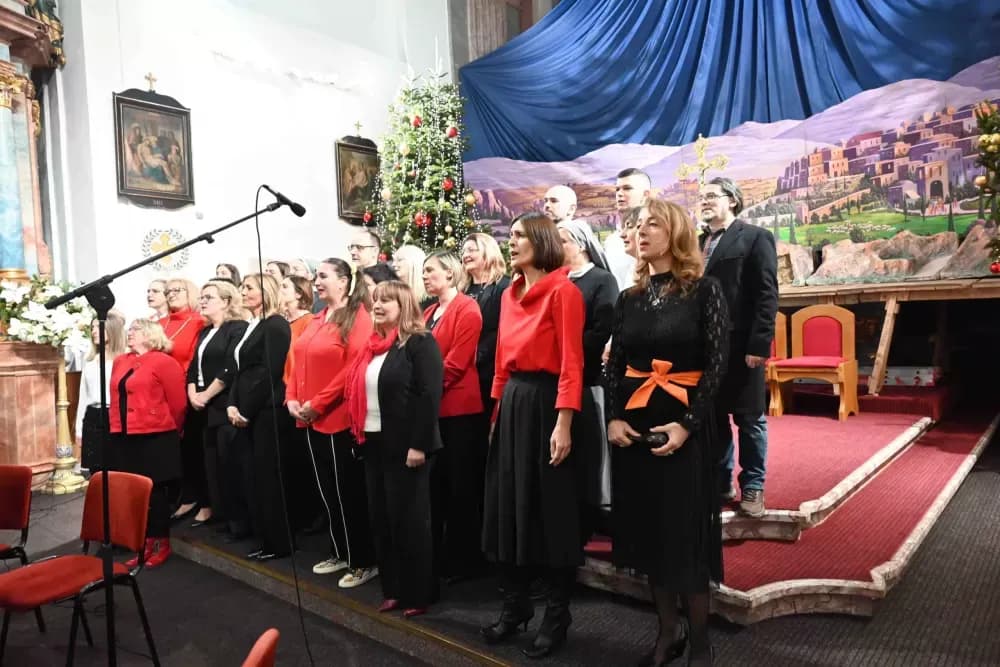 Održan Božićni duhovni koncert: “U susret Božiću“