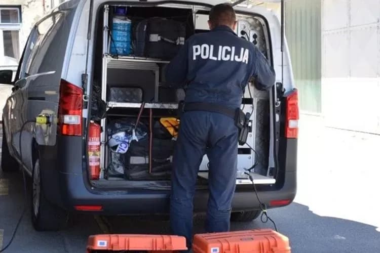 Mladić (26) u Slavonskom Brodu prevarom došao do skupe opreme: Nasamario tvrtku i oštetio 71-godišnjaka