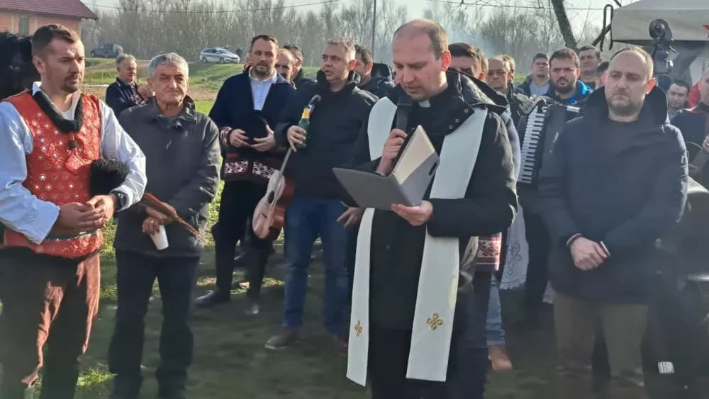 Baština koja živi: Pokladno jahanje u Dubočcu i Banovcima