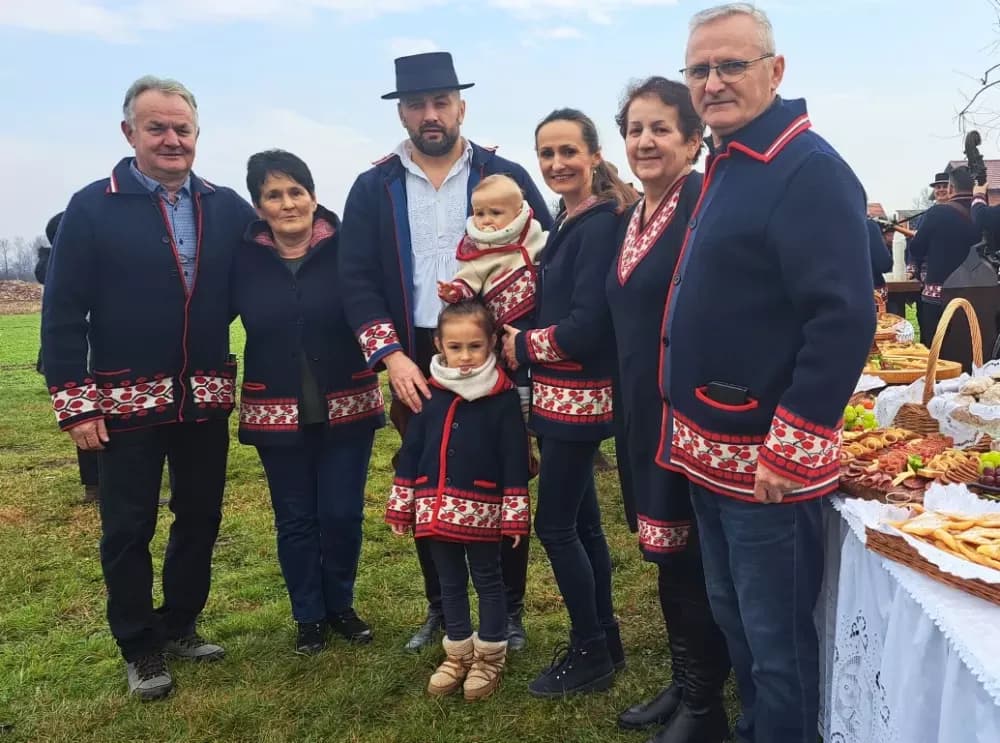Baština koja živi: Pokladno jahanje u Dubočcu i Banovcima