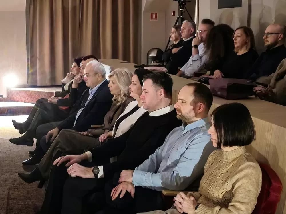 „Rijeke zvuka“ oduševile publiku u Hrvatskom domu – LADO priredio vrhunsku glazbenu večer u Slavonskom Brodu