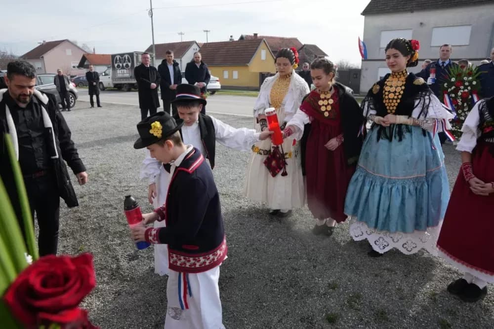 Svečano i dostojanstveno u Sibinju: Odana počast žrtvama i obilježen Dan općine