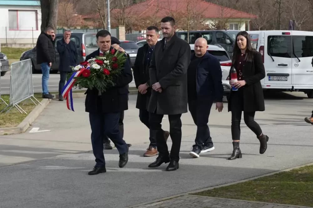 Svečano i dostojanstveno u Sibinju: Odana počast žrtvama i obilježen Dan općine
