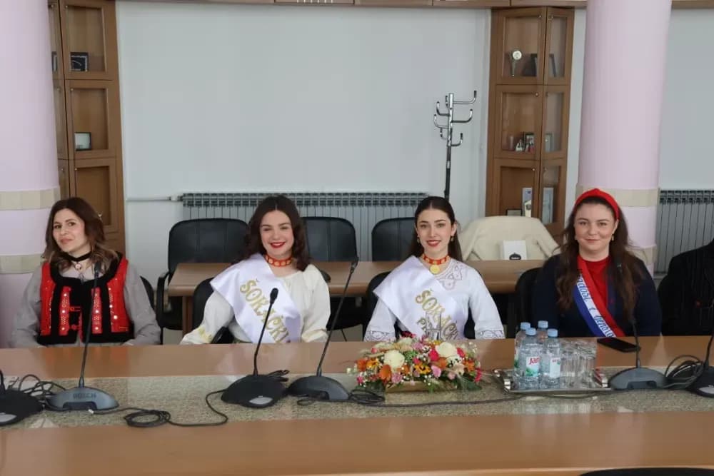 Nagrađene Šokice i snaše na prijemu kod župana Marušića: Nekog odgojiti u duhu da čuva kulturu i tradiciju je nešto veliko
