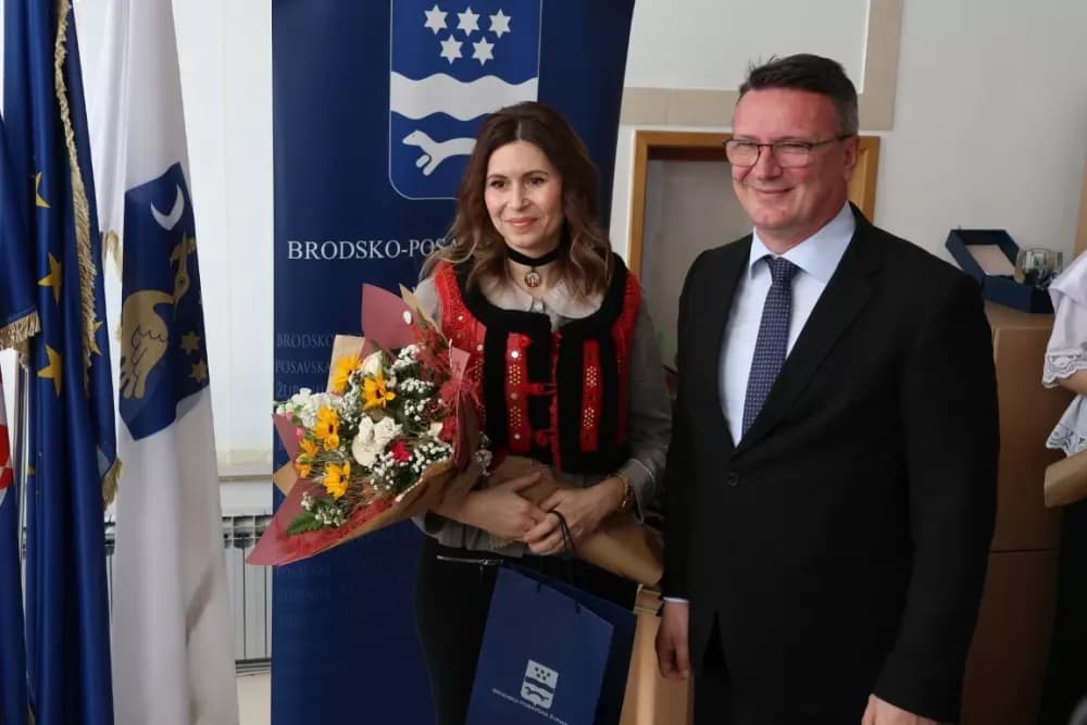 Nagrađene Šokice i snaše na prijemu kod župana Marušića: Nekog odgojiti u duhu da čuva kulturu i tradiciju je nešto veliko