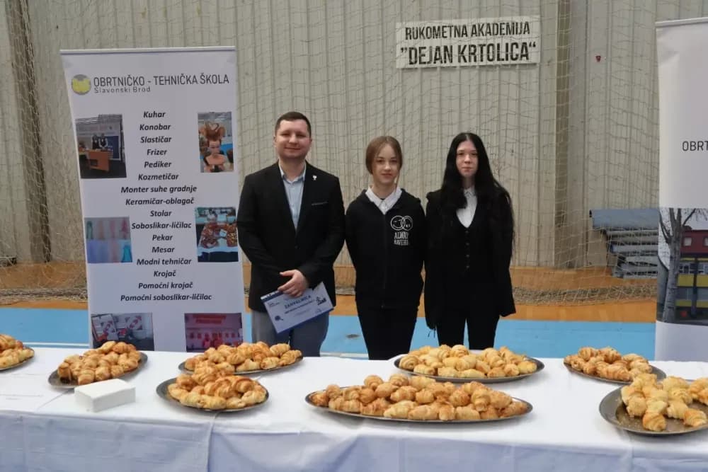 Gotovo 60 poslodavaca na Danu poslova u Slavonskom Brodu – radnika nedostaje