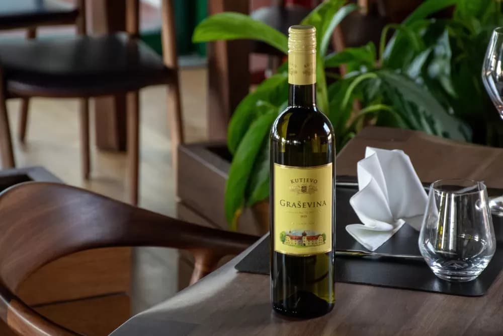 Vinarija Kutjevo ponovno među najboljima na natjecanju Mundus Vini 2026.