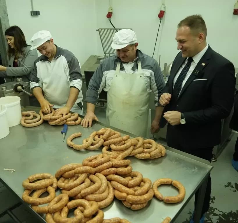 Slavonska priča iz Davora i Lužana koja vraća vjeru u selo: Gelemanovići šire poljoprivrednu proizvodnju i maloprodaju