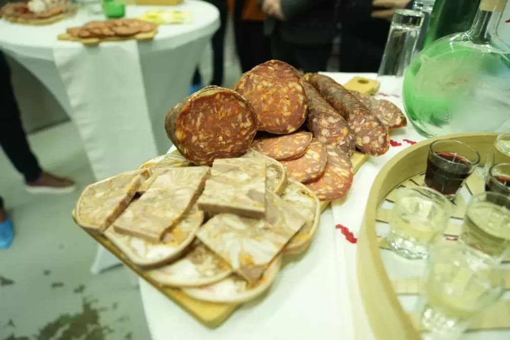 Slavonska priča iz Davora i Lužana koja vraća vjeru u selo: Gelemanovići šire poljoprivrednu proizvodnju i maloprodaju