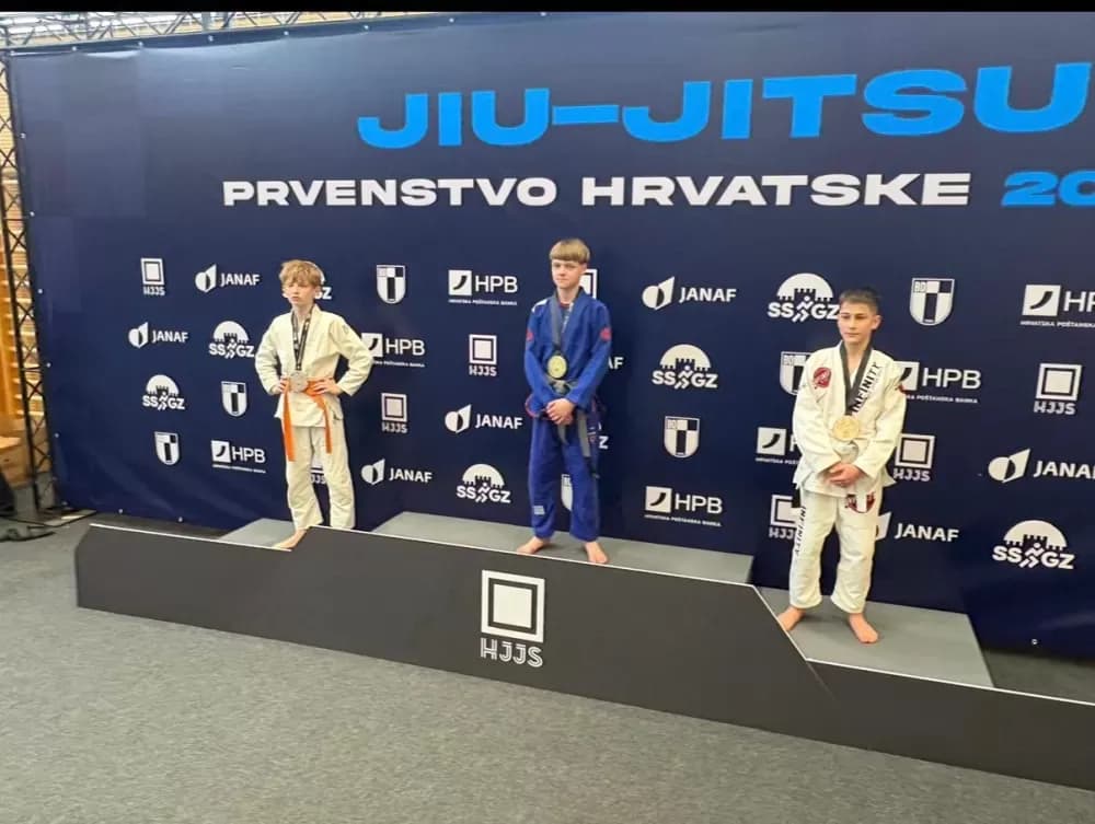 Načelnik Daniel Grgić primio mlade obitelji i sportaše: ʼDjeca su naša budućnost i najveće bogatstvoʼ