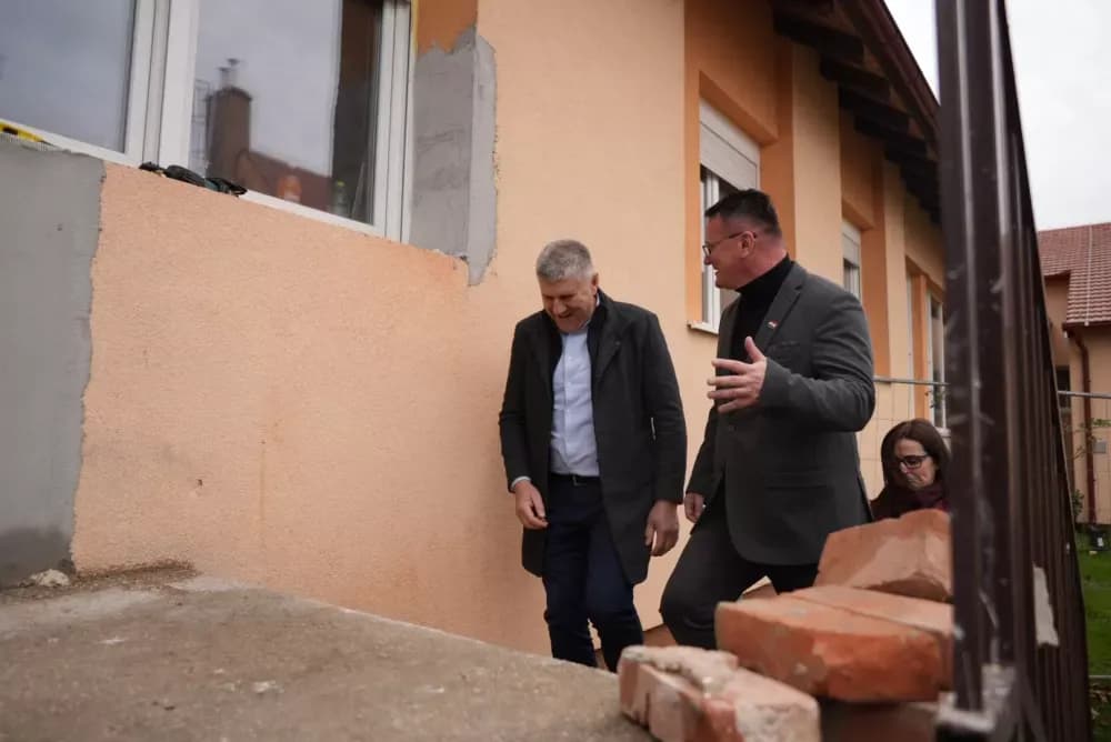 Povijesna ulaganja u obrazovanje: OŠ ʼStjepan Radićʼ u Oprisavcima dobiva nove učionice i prelazi na jednosmjenski rad