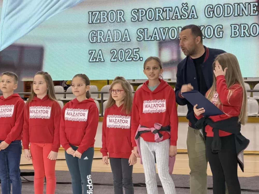 Slavonski Brod nagradio najbolje sportaše 2025.: Veočić i Tot na vrhu