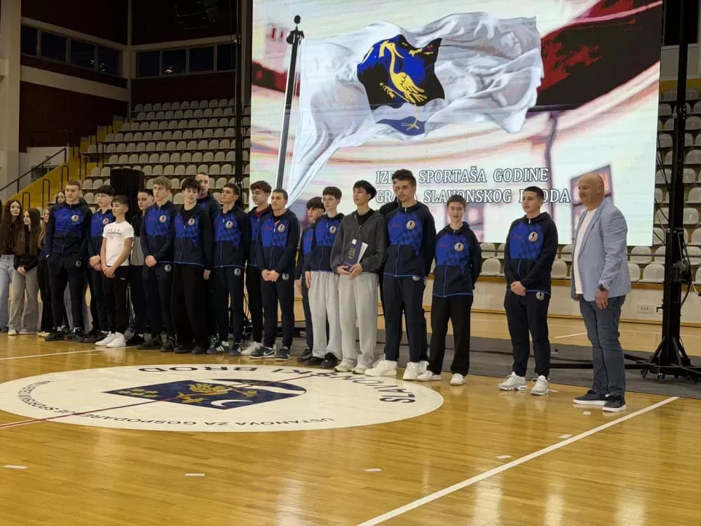 Slavonski Brod nagradio najbolje sportaše 2025.: Veočić i Tot na vrhu