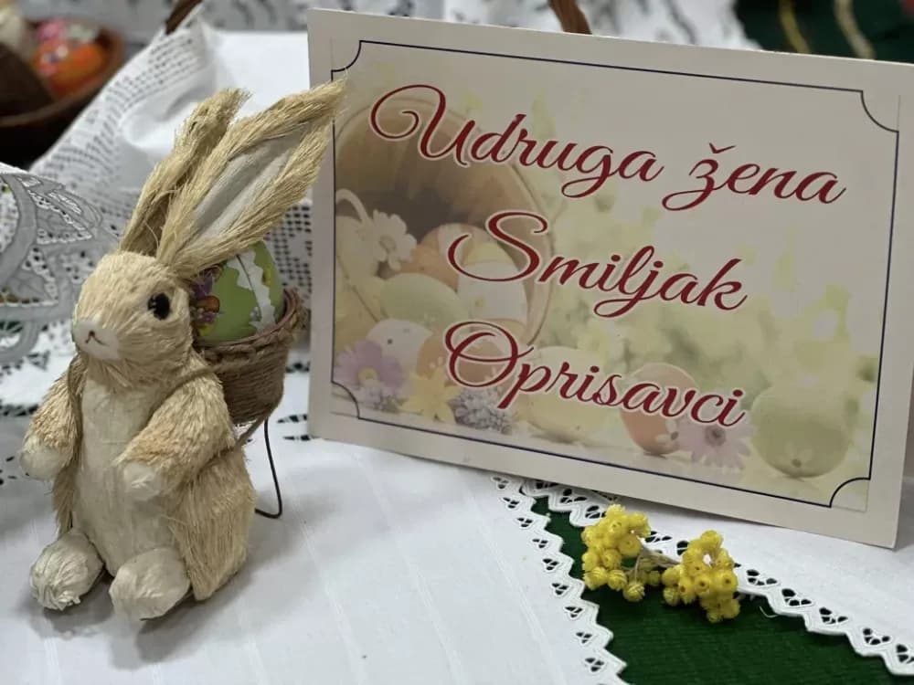 (FOTOGALERIJA) Korpice koje pričaju priču – Oprisavci u uskrsnom ruhu