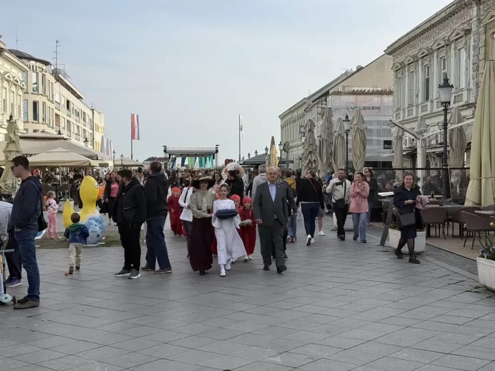 Smjena vlasti u Slavonskom Brodu, ključeve grada preuzeli najmlađi