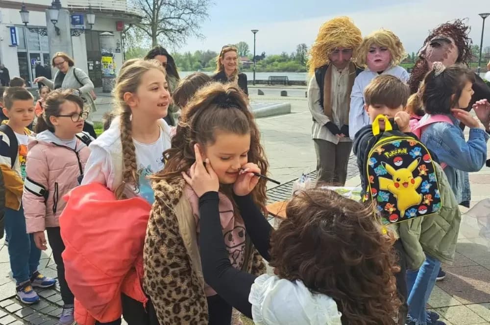 U Svijet bajki stigli su brojni mališani iz cijele Hrvatske, među njima i prvašići iz Požege