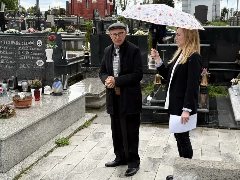 Položenim vijencima odana počast žrtvama i borcima – 81. obljetnica oslobođenja Slavonskog Broda