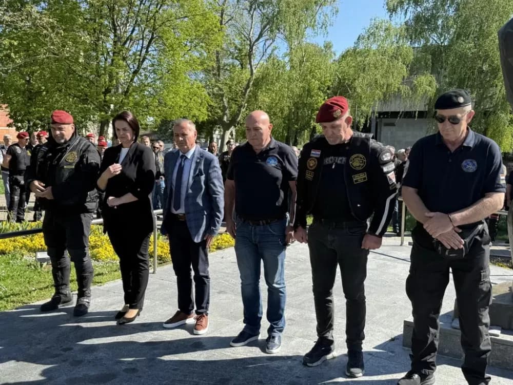 Hodočasnička vožnja s porukom: Slavonski Brod dočekao Moto klub 4. gardijske brigade