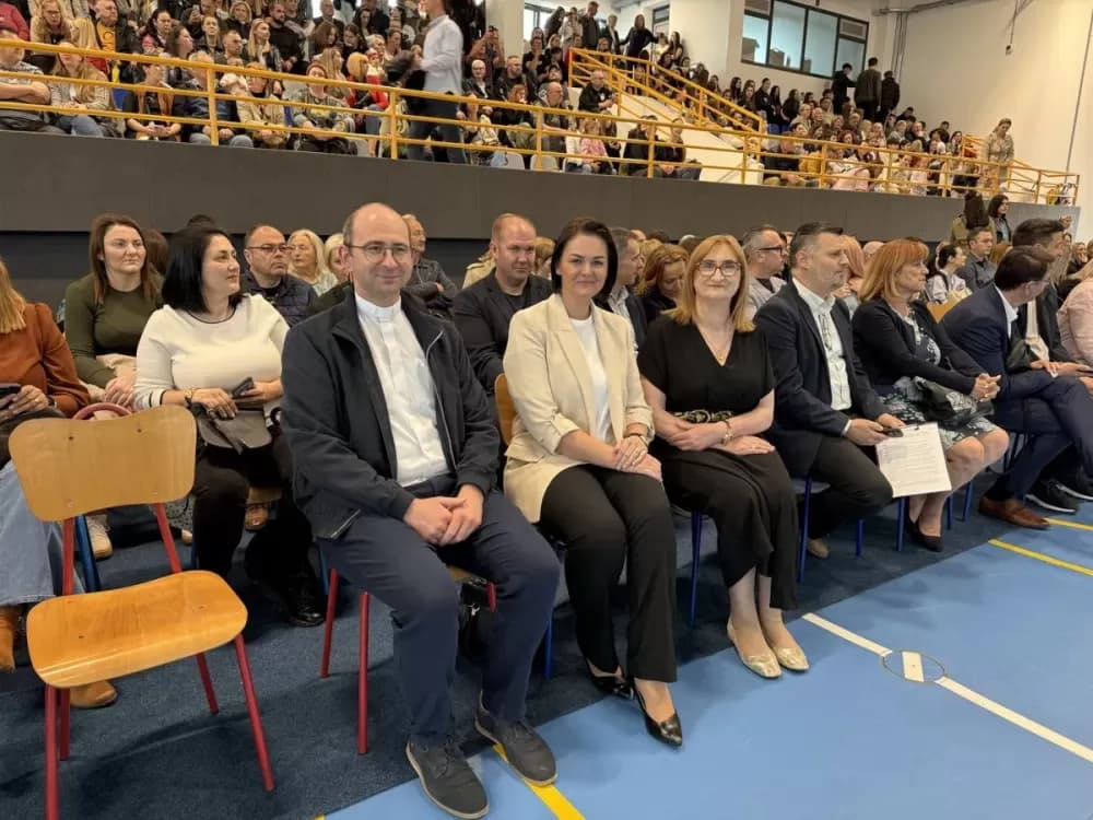 Osnovna škola „Bogoslav Šulekʼ uz pjesmu i ples obilježila 69 godina postojanja