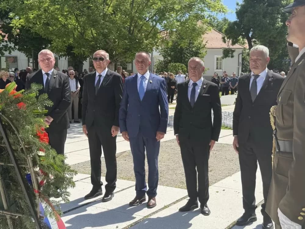 Bijele ruže za djecu kojoj je rat prekinuo djetinjstvo