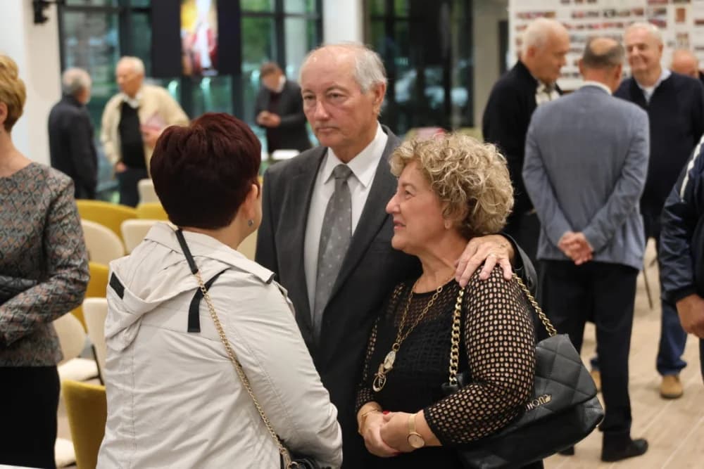 Predstavljena monografija ʼVisoka vinska akademija Slavonski Brodʼ