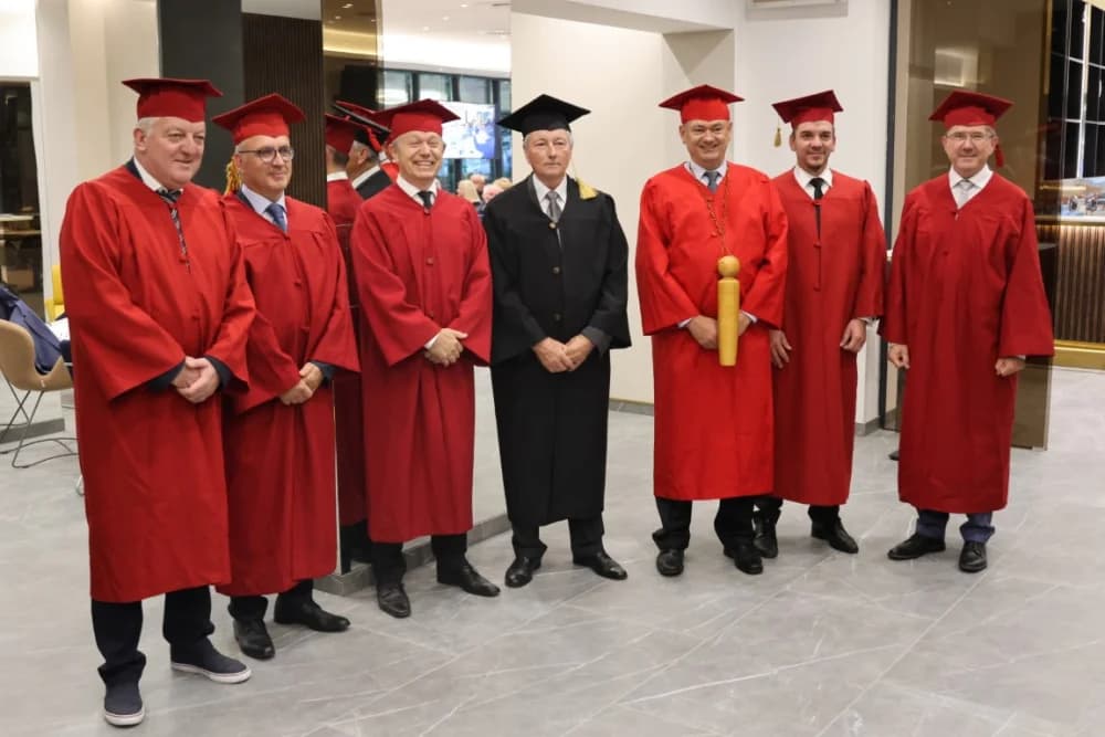 Predstavljena monografija ʼVisoka vinska akademija Slavonski Brodʼ