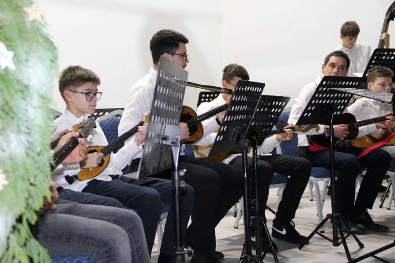 “TOMISLAVCI” U SUSRET BOŽIĆU – Tradicionalni koncert HPD Tomislav Cernik