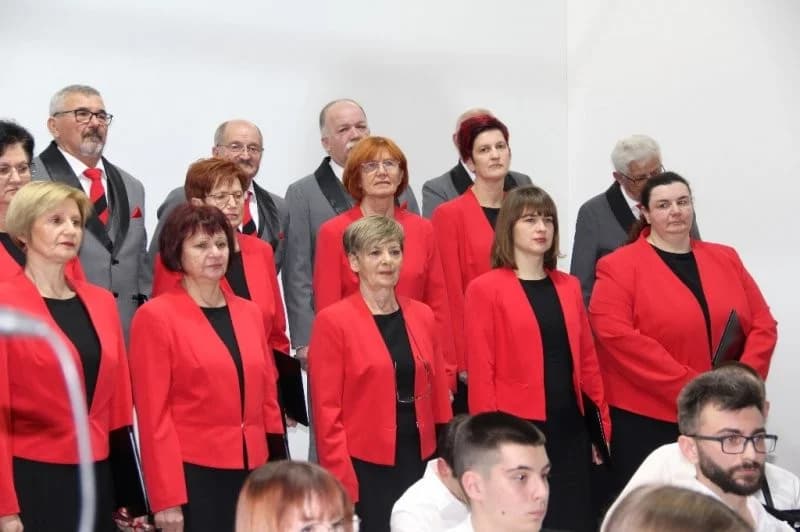 “TOMISLAVCI” U SUSRET BOŽIĆU – Tradicionalni koncert HPD Tomislav Cernik