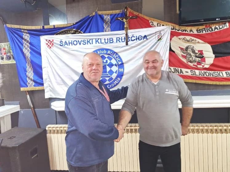 NOVOGODIŠNJI ŠAHOVSKI TURNIR U SLAVONSKOM BRODU: Nadmoćni pobjednik Stjepan Damjanović iz Šahovskog kluba „Vina Markota“
