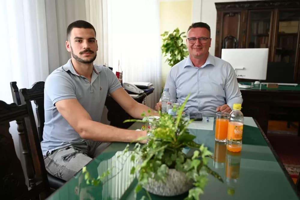 Državnog prvaka u boksu ugostio brodsko-posavski župan