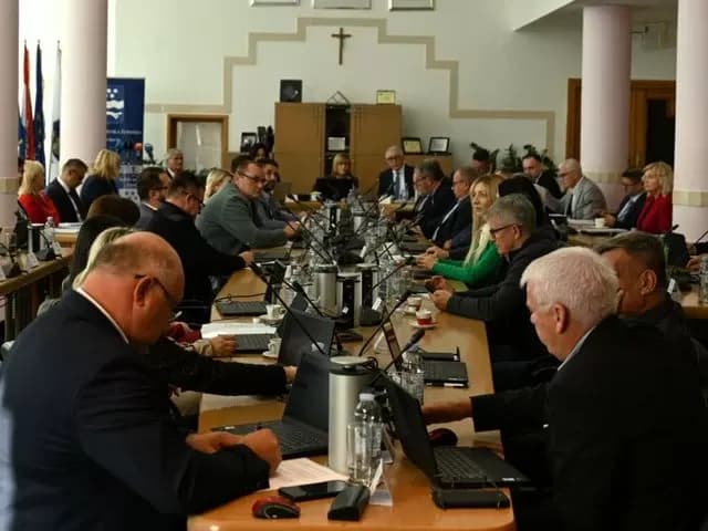ŽUPANIJSKA SKUPŠTINA BPŽ – Treći najveći postotni rast broja zaposlenih među županijama i najveća stopa pada nezaposlenosti