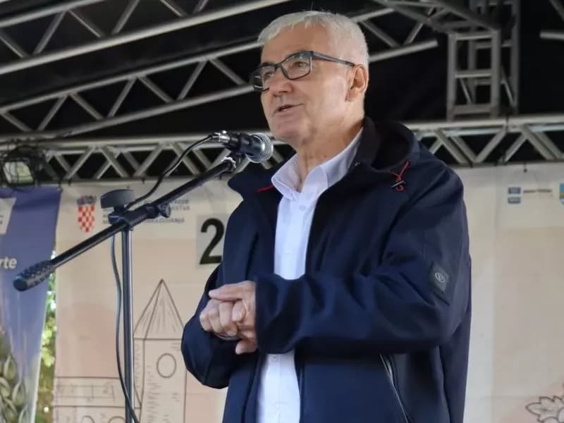 Uvod u vikend mirisa i okusa kontinenta koji će završiti nacionalnim izborom najuzornije seoske žene